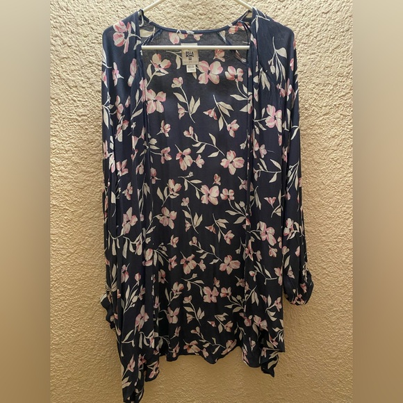 Billabong Floral Kimono - Picture 3 of 7